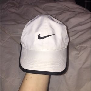 Nike Dri-Fit Featherlight Hat